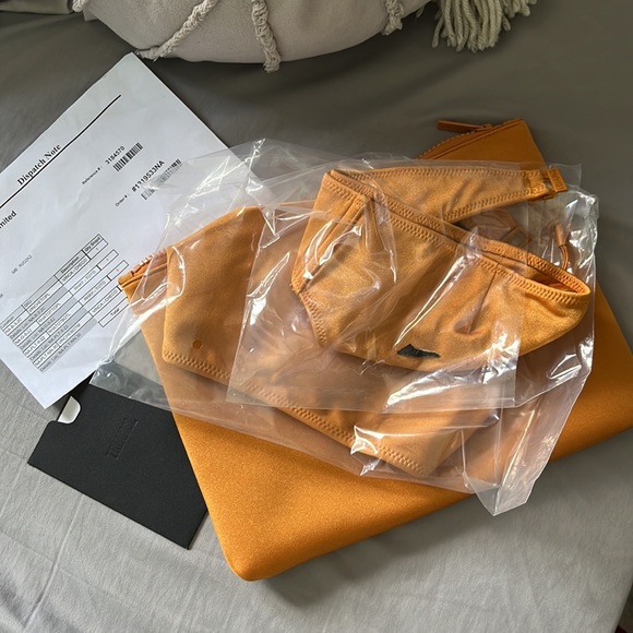 Triangl Rhay Toto bikini (large top, medium bottom) - Picture 5 of 6